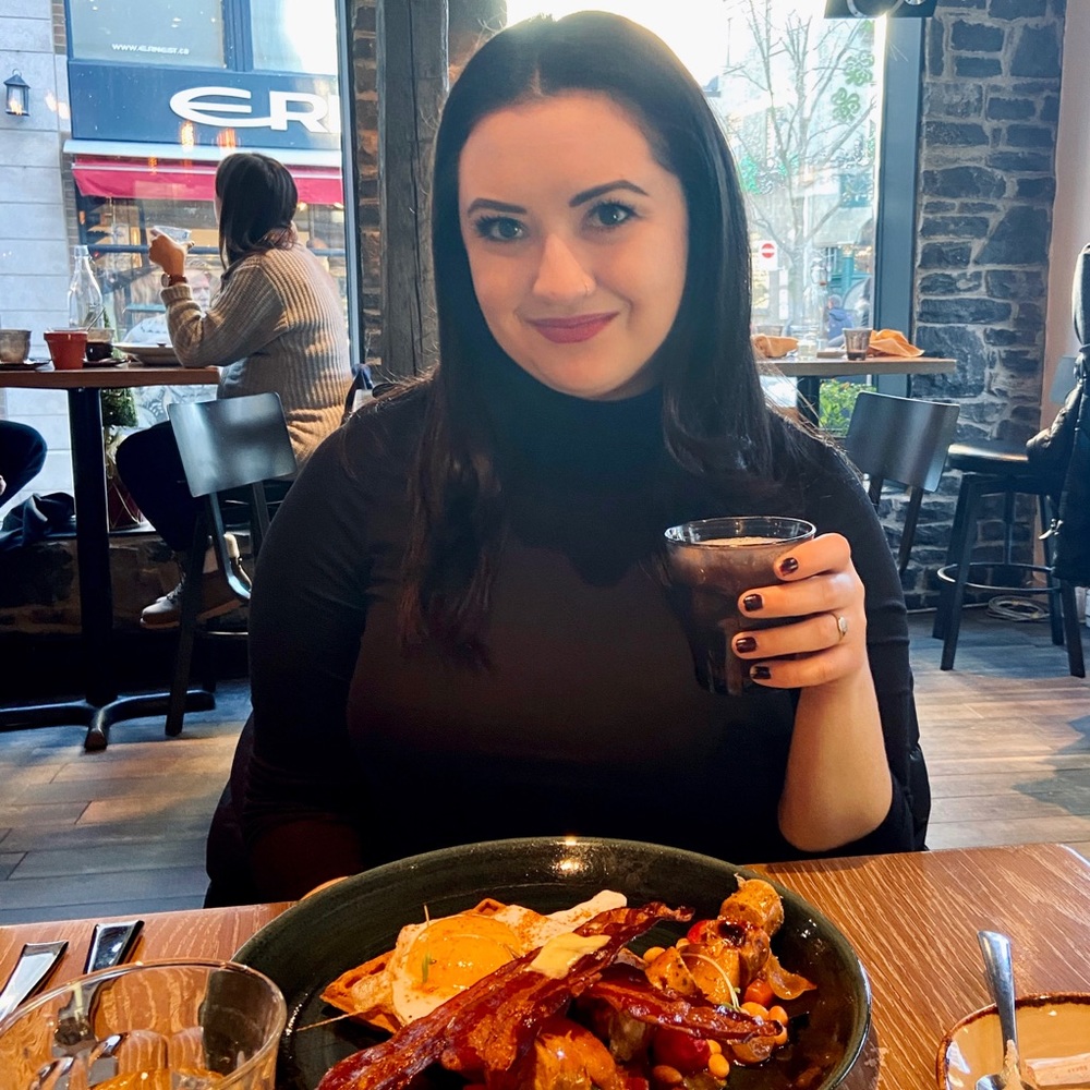 Meet your Posher, Kelli